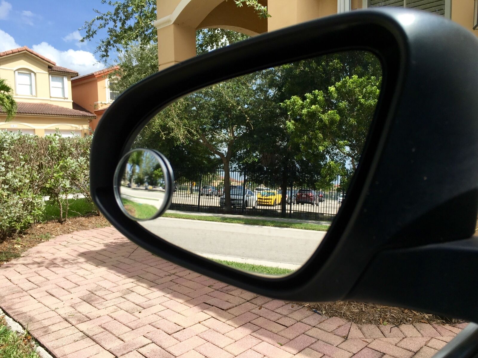 2 Pack Blind Spot Mirrors HD 2 Fixed Round Glass Blind Spot Mirror Rear View Mirror All Cars